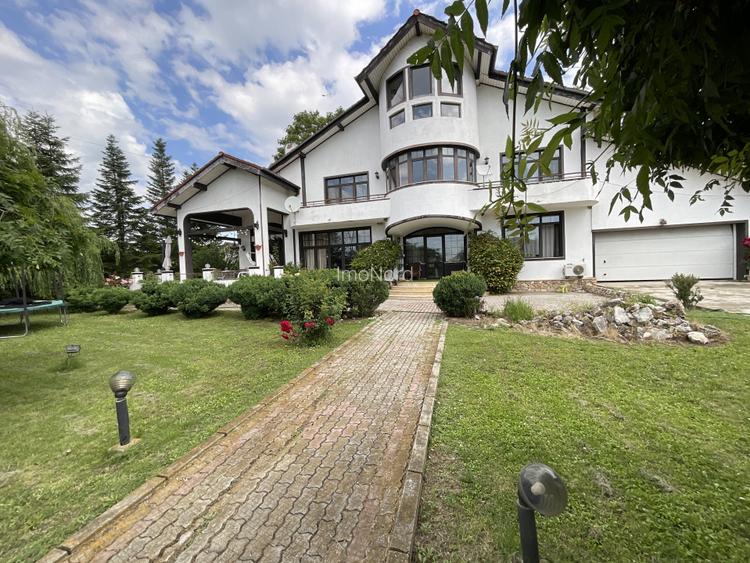 Vila  cu Vedere si acces  la Lac Snaov–  visul tau din Izvorani - 11