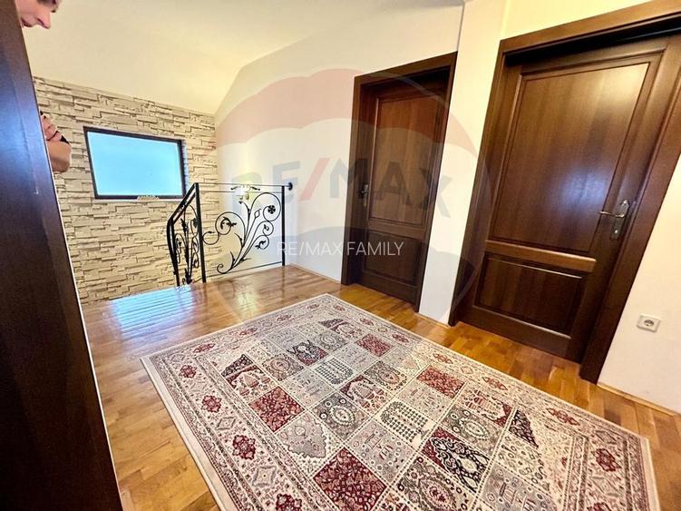 Casa/Vilă cu 4 camere de vânzare in Santandrei - 8