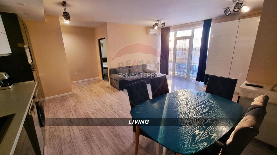 Apartament 3 camere de închiriat bloc nou lift în zona ultra Central - 7