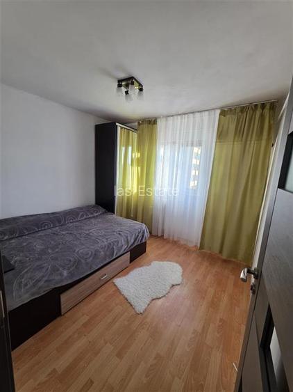 Apartament 2 camere Piata Nicolina - 2