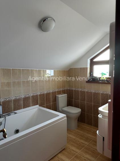 Casa noua cu etaj in Manastirea Doamnei - 12