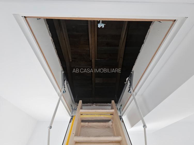 Duplex nou, P+E, 1 apartament la cheie, 1 la alb, Moșnița Veche, comision 0% - 35