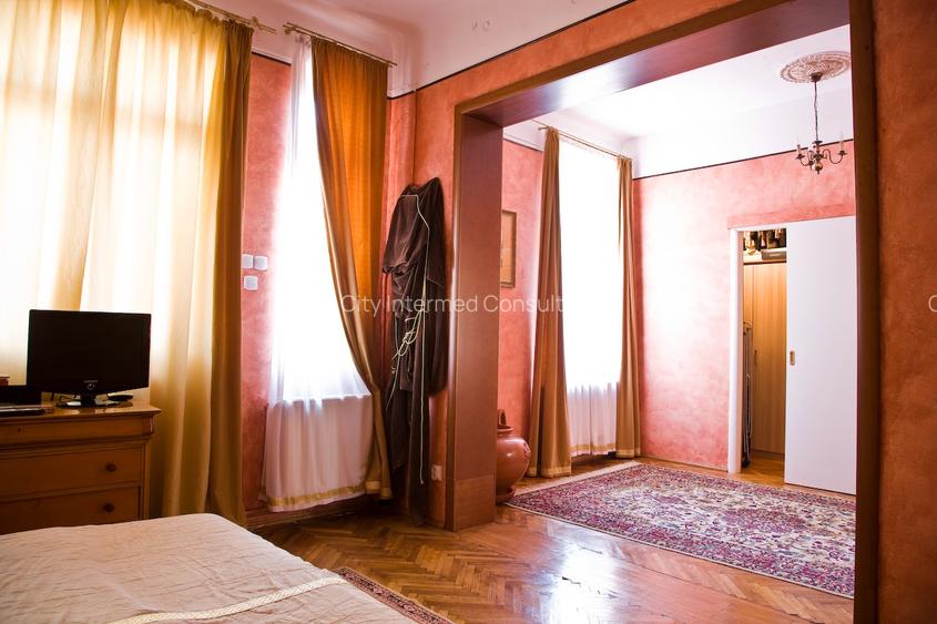 Vila desebita-POPA NAN- O oaza de liniste si verdeata in centrul orasului. - 3