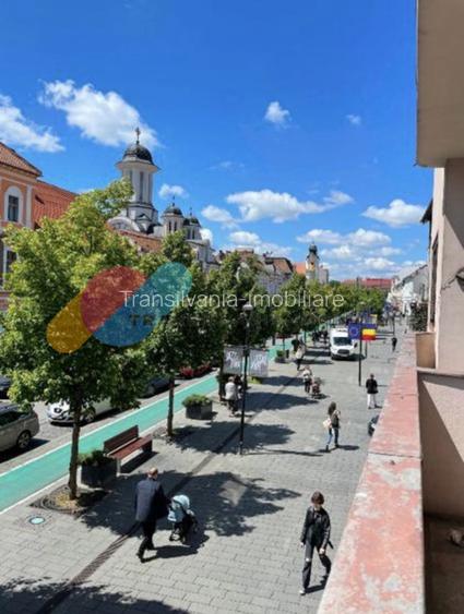 Apartament cu 4 camere, 125 Mp, ultracentral – Eroilor - 10