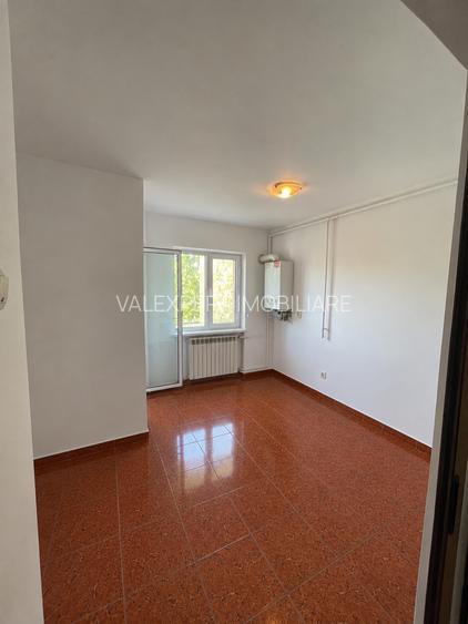 Apartament 4 camere, centrala termica, Bragadiru central, aproape de Primarie - 6