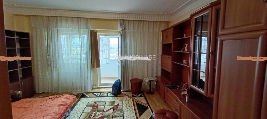 Apartament cu 1 camera - zona Nicolina - 3
