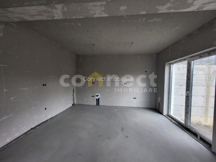 Casa individuala de vanzare | SU  113,7 mp | Teren 341 mp | Dezmir - 14