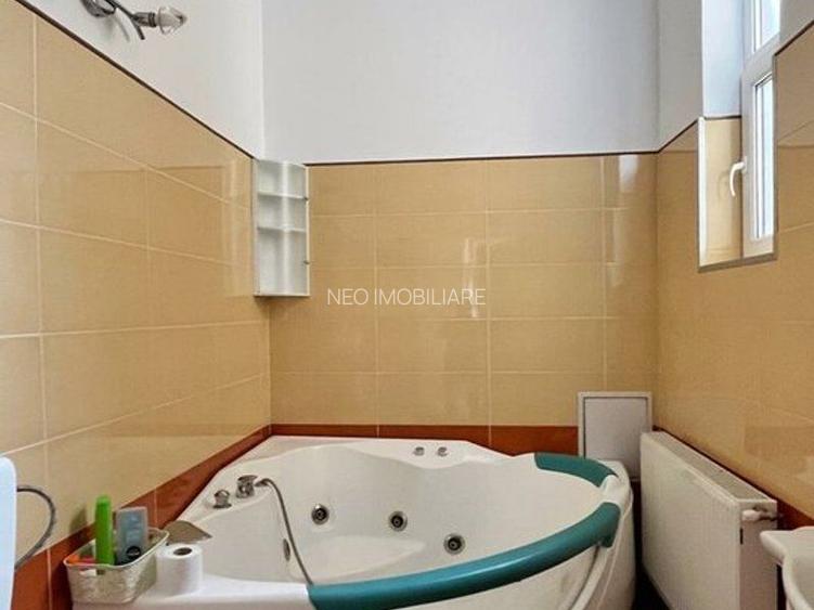 3 Camere - Cladire Istorica - Baile Neptun 96 MP - 19