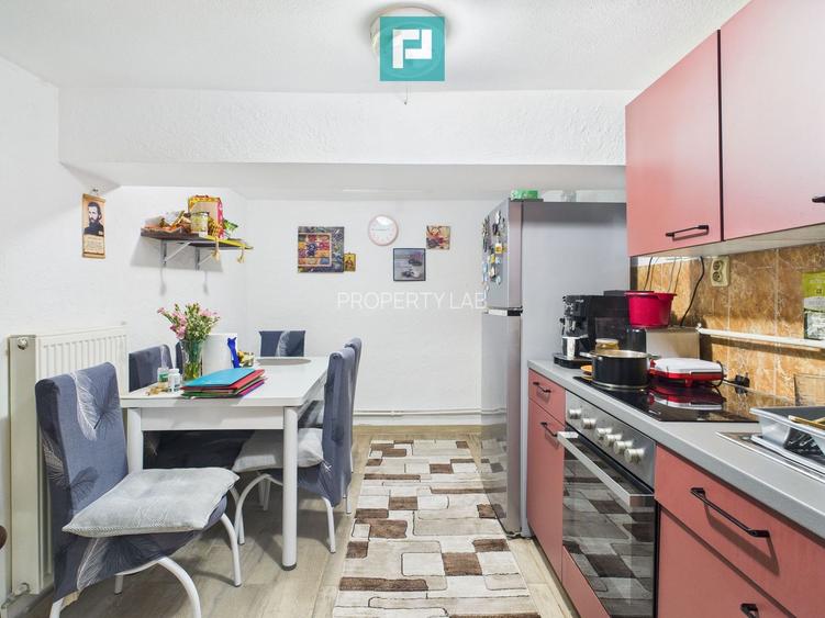 Două case pe un teren generos în Ghiroda - 26