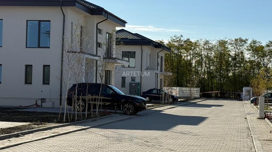 Ultima VILĂ la OFERTĂ  – preț special 210.000 € + TVA! - 30