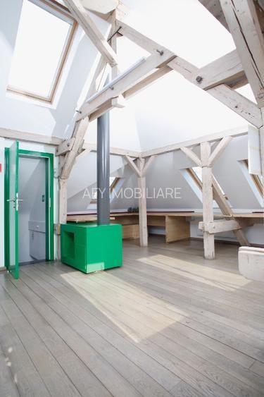 Mansardă boemă, ideală pentru industriile creative - 3