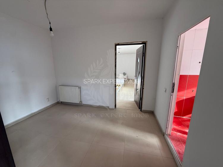 Spatiu Comercial/Birouri/Clinica, 7 Camere, zona Bulevardul Castanilor, Ploiești - 5