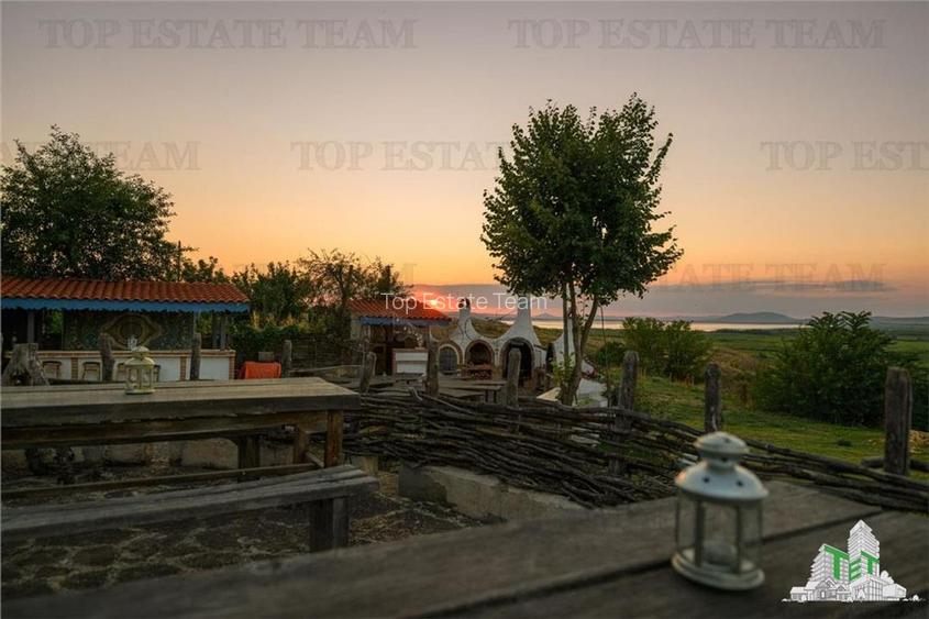 Resort Delta Dunarii | 21 camere | 18 unitati cazare | aproape de Marea Neagra - 2