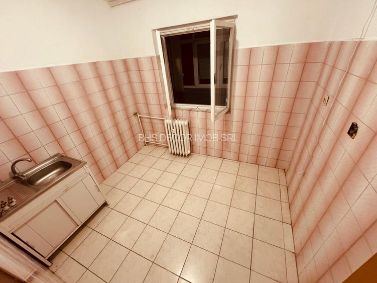Rahova-Sos. Salaj, Apartament 3 Camere Confort 1, Decomandat. Bloc Reabilitat - 9
