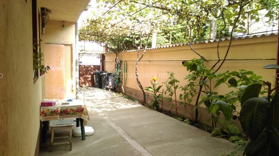 Vila 10 camere | Curte| Vitan | Metrou| Mihai Bravu 10' - 2