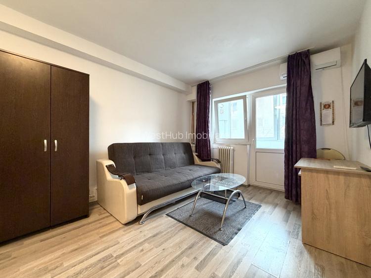 Garsonieră 21mp, etaj 1, renovata complet, balcon cu bucătărie-Buziasului - 2