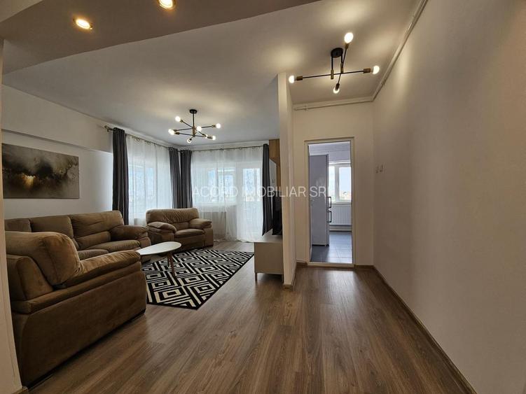 APARTAMENT  SPATIOS , 4 CAMERE , DECOMANDAT, ZONA DACIA - 3