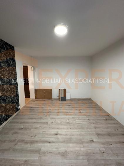 Apartament 3 camere, situat in zona CET - 9