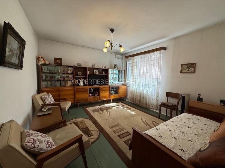 2 Camere 8 Minute Metrou 1 Decembrie 1918 - 3