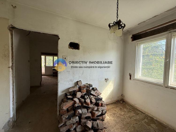 Casă + teren de vânzare Piatra Neamț – strada Stefan cel Mare - 13