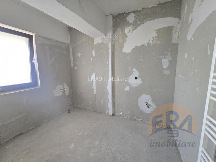 Apartament 4 camere K, bloc NOU - zona Salca - Universitatii - 9
