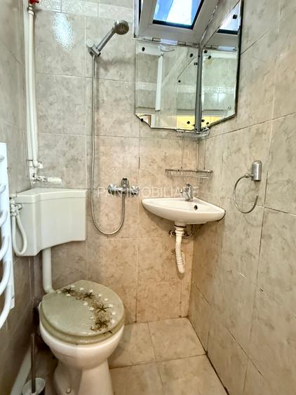 Comision 0% - Zona Stadion - Casa cu 3 camere si dependinte - 11