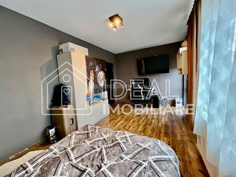 Casă tip Cvadruplex în Cartierul Zăvoi - 12