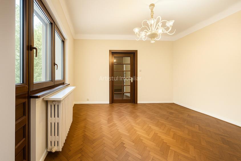 Refugiu interbelic cu 3 camere - 90 mp utili - Curte interioară - 2