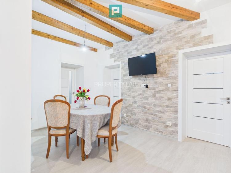 Casă Individuală cu spațiu comercial - Variaș - 19