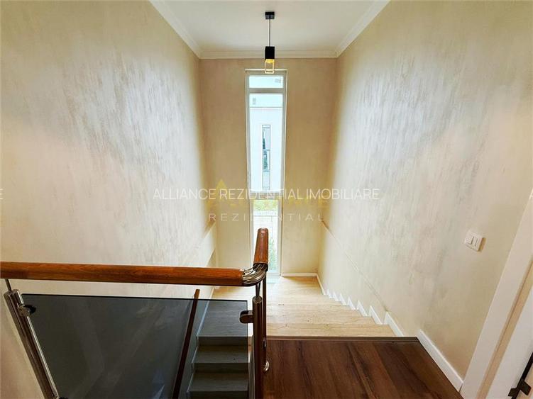 Duplex Premiun - 5 Camere - 3 Bai -Panouri solare - 18