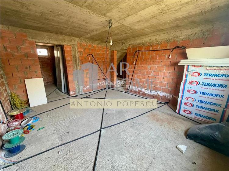 Casa P+M la rosu, in Paulestii Noi. - 10