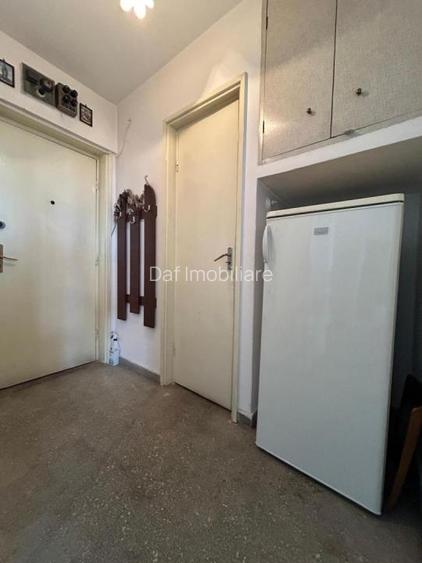 67200 euro -2camere- bloc reabilitat -zona Brancoveanu/Eroii Revolut - 11