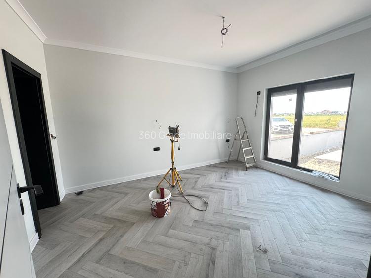 Duplex pe parter în Moșnița Nouă - 7