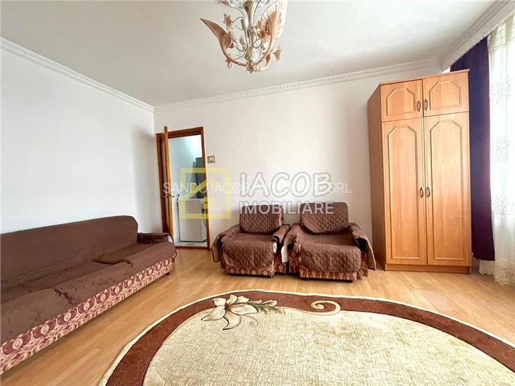 Apartament doua camere, str. Milcov, etajul 3 - 3
