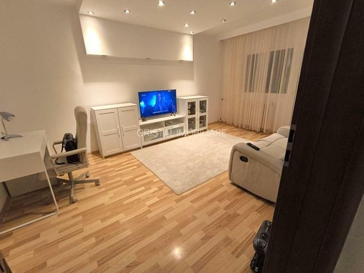 Apartament Luminos, 2 camere, Parcul Tineretului. Parcare. - 3