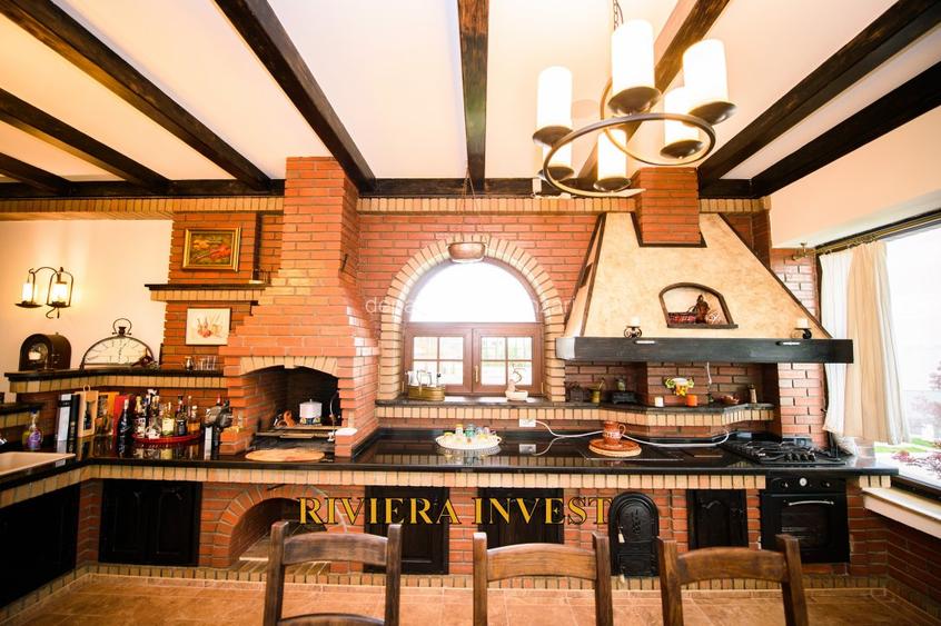 Ovidiu Sud-Vila de lux cu piscină și ponton situate pe malul lacului Siutghiol - 29