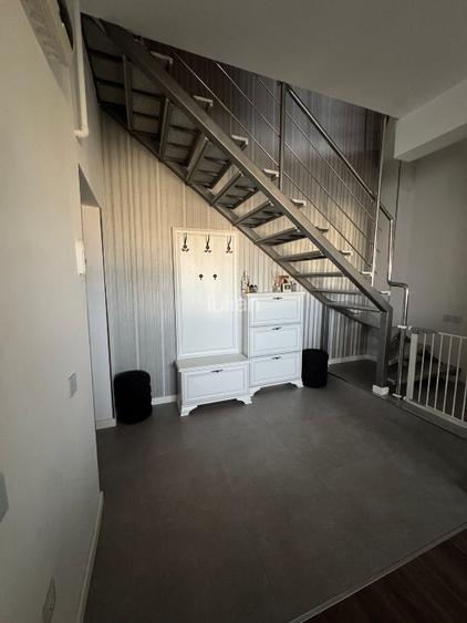 Apartament PENTHOUSE cu scara interioara  4 camere  - 5