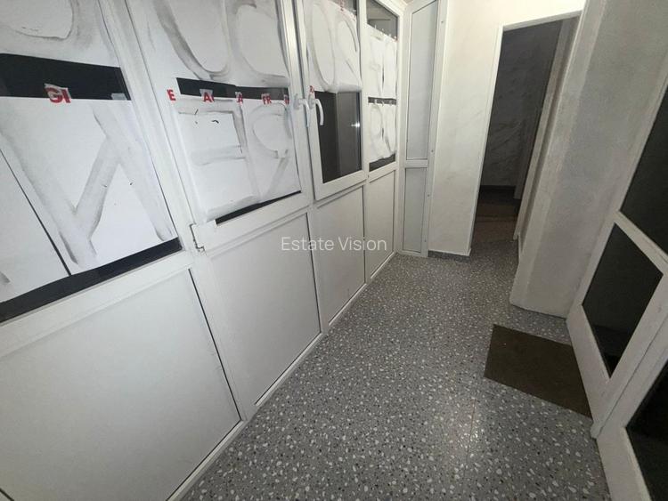 Apartament recent renovat, 2 camere, balcon mare, Piata Natiunile Unite - 13