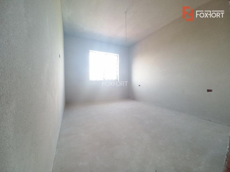 Duplex 4 camere despartit prin perete dublu - Giroc - ID V3463 - 10