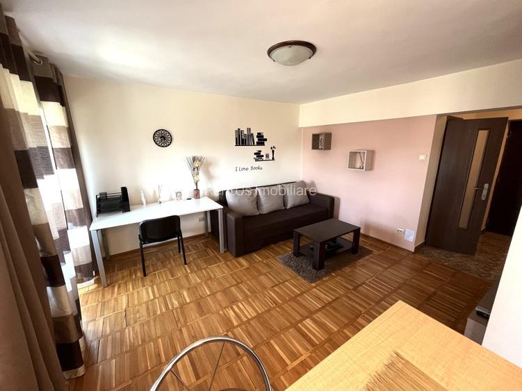Unirii / Alba Iulia / Garsoniera Moderna la cheie / - 2