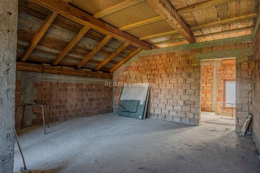 Casa moderna de vanzare | 300mp utili | Vulcan, Brasov| COMISION 0% - 33