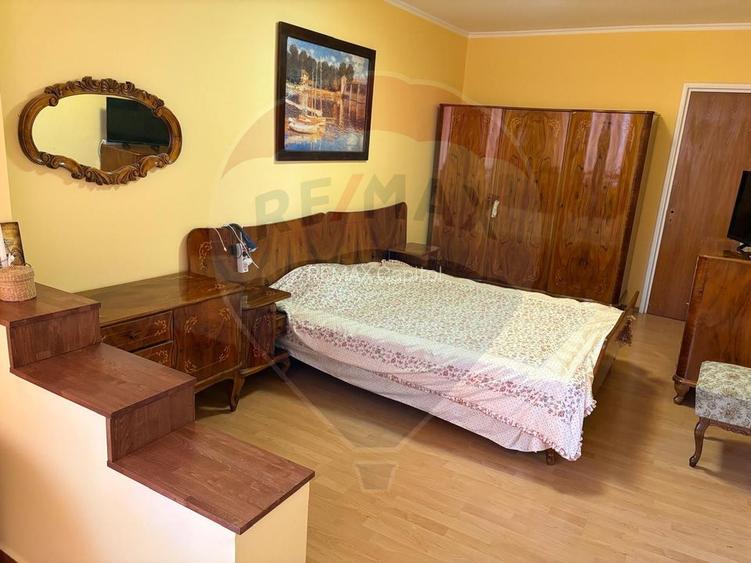 Apartament 4 camere, in Brasov,  Bd. Victoriei - 7