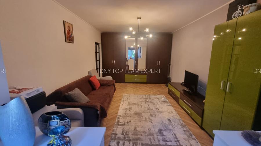 Apartament 4 camere, centrală proprie, parcare, 5 min metrou Apărătorii Patriei - 29