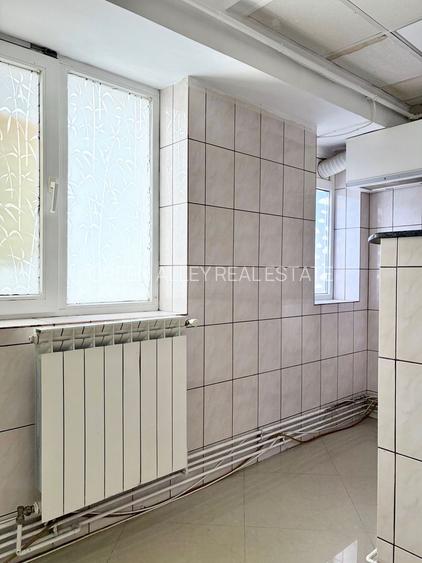 APARTAMENT CU 4 CAMERE AFLAT PE BD DECEBAL APROAPE DE PTA ALBA IULIA - UNIRII - 7