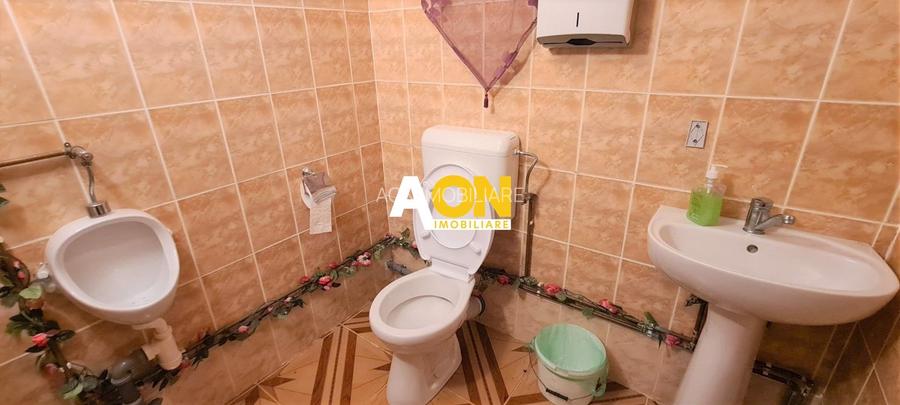 Vila pretabila pensiune + restaurant,  10 camere,  1000MP teren - 9