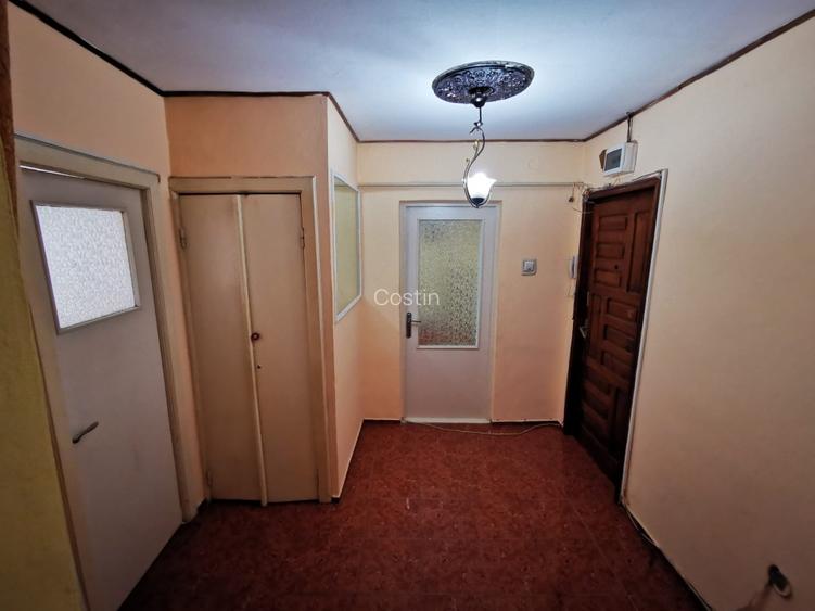 Apartament 3 camere decomandat, 70 mp, 2 băi, balcon | Strada Dunării, Călărași  - 13