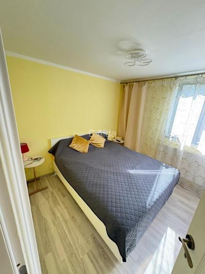Vand apartament renovat 2 camere - 3