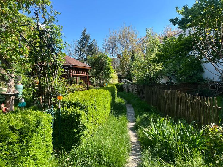 De vânzare | Apartament spațios 3 camere | Zonă Centrală - 2