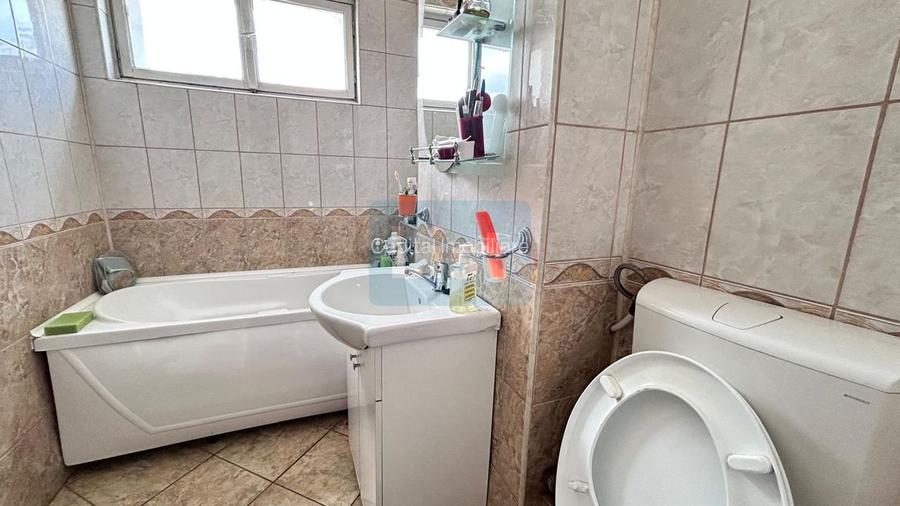 Apartament 3 camere de vânzare, etaj intermediar, în Manastur - 5