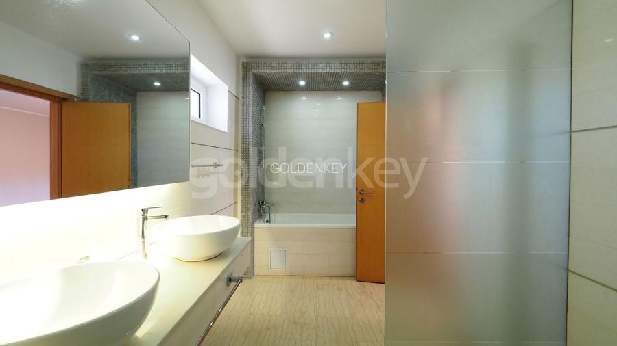 Vila cu 7 camere in complex rezidential | Cambridge School - 13